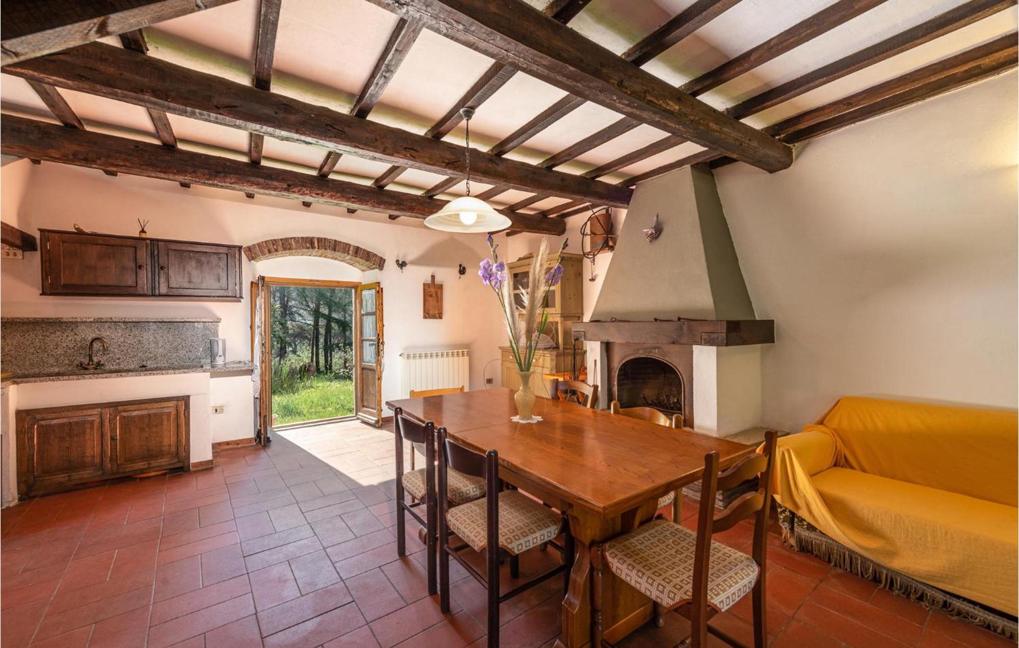 Cozy Home In Massa Marittima Gr With Kitchen Экстерьер фото