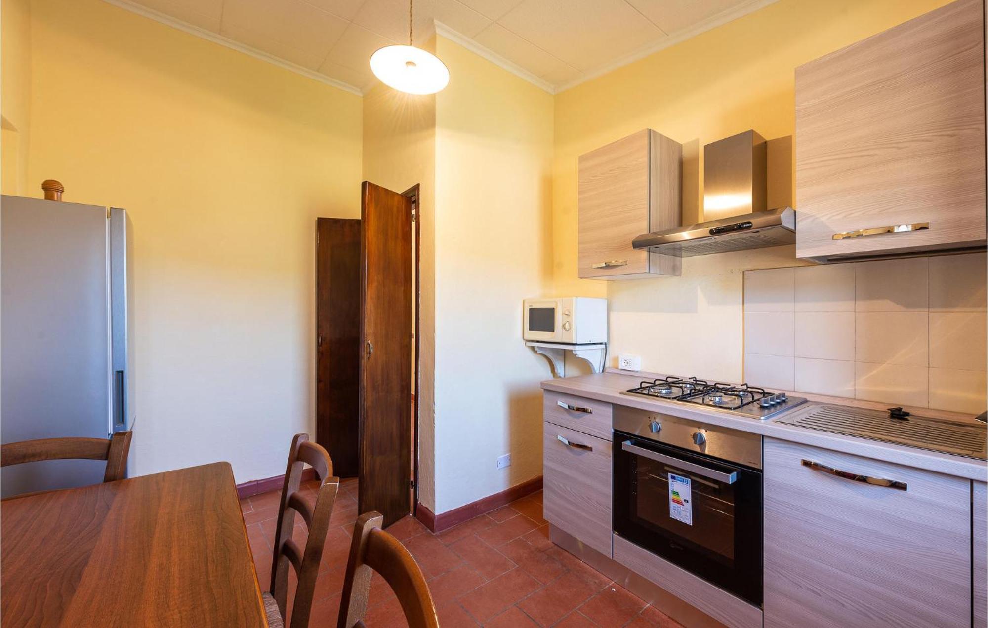 Cozy Home In Massa Marittima Gr With Kitchen Экстерьер фото