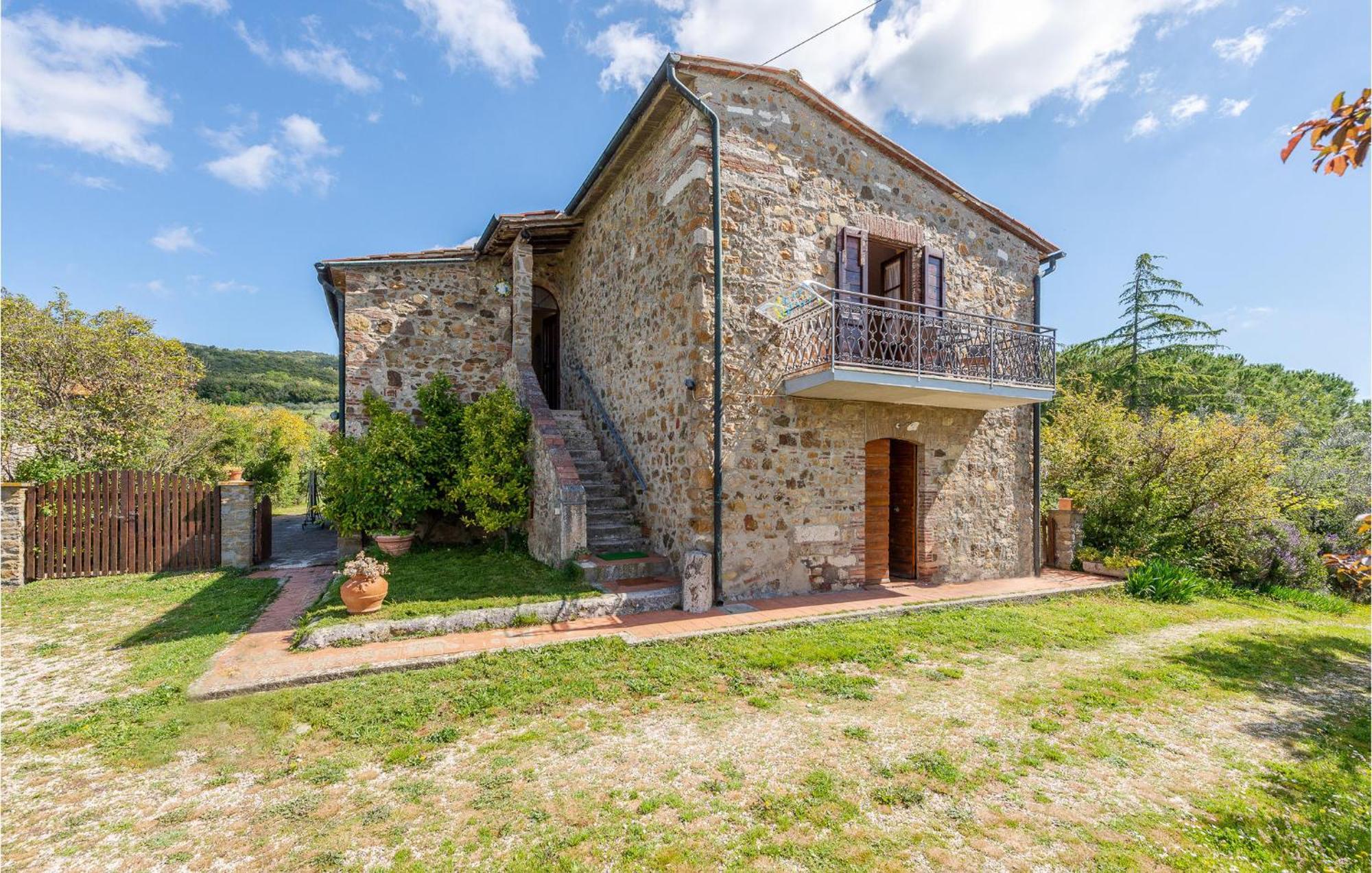 Cozy Home In Massa Marittima Gr With Kitchen Экстерьер фото